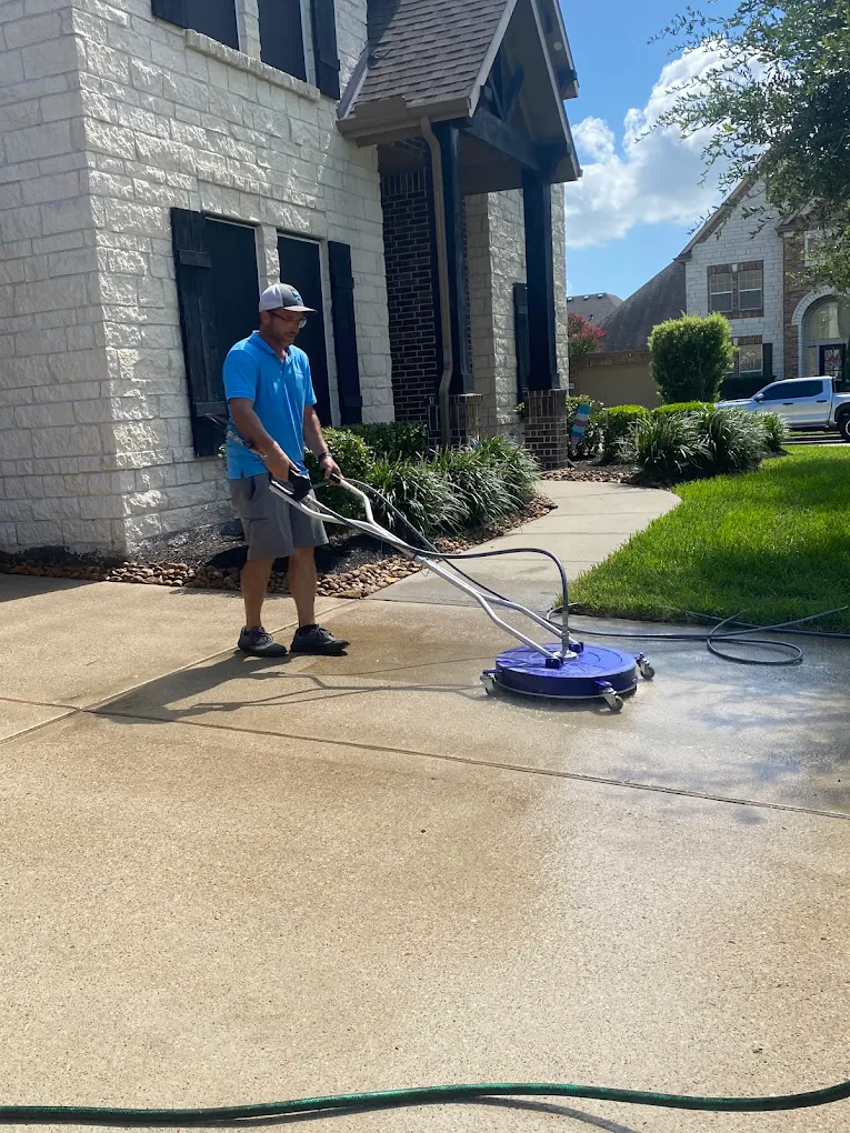 Pressure Washing services in Grand Haven